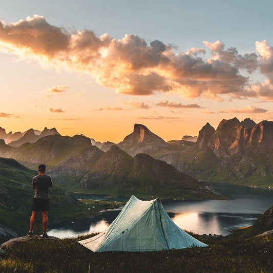 Guide Backpacking the Lofoten Islands in 4–11 Days