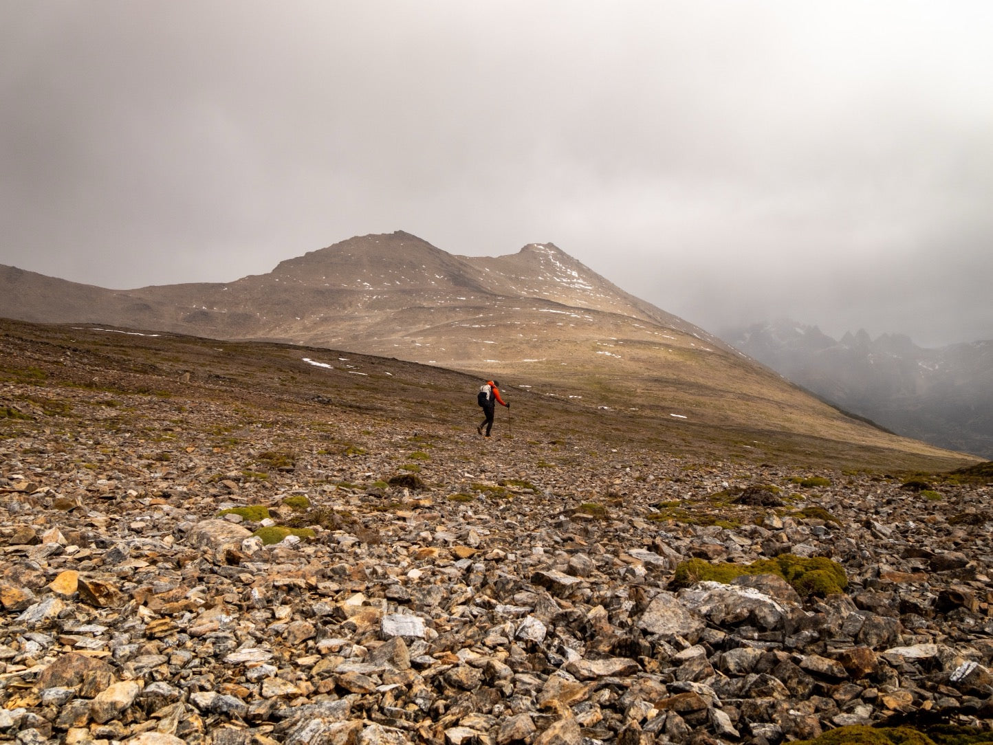 Guide Backpacking the Dientes de Navarino Trek